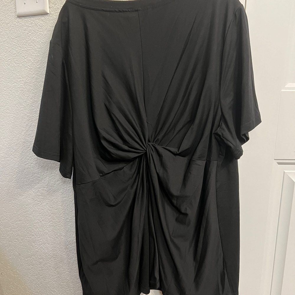 Bloomchic Top - Picture 2 of 3